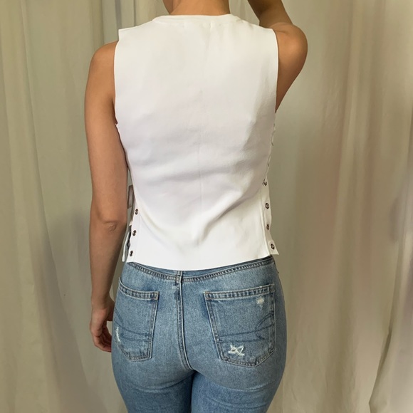 WHITE TOP WITH LACE UP SIDES - Picture 3 of 3